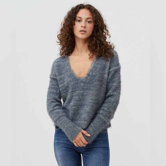 Free People Fuzzy Gray V-Neck Sweater - Picture 1 of 6